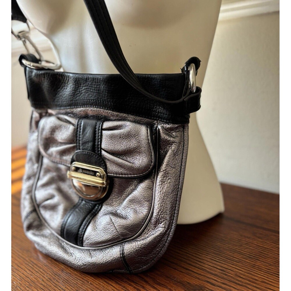 B Makowsky Metalic Silver Pebble Leather Hobo Satchel Crossbody Purse